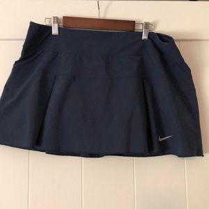 Nike Women’s Dri-fit Tennis Skirt - size L